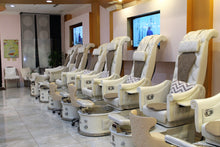 Load image into Gallery viewer, LUX ROYAL HB550s Pedicure Massage Spa Chair :: Open Box Condition :: 8 in stock
